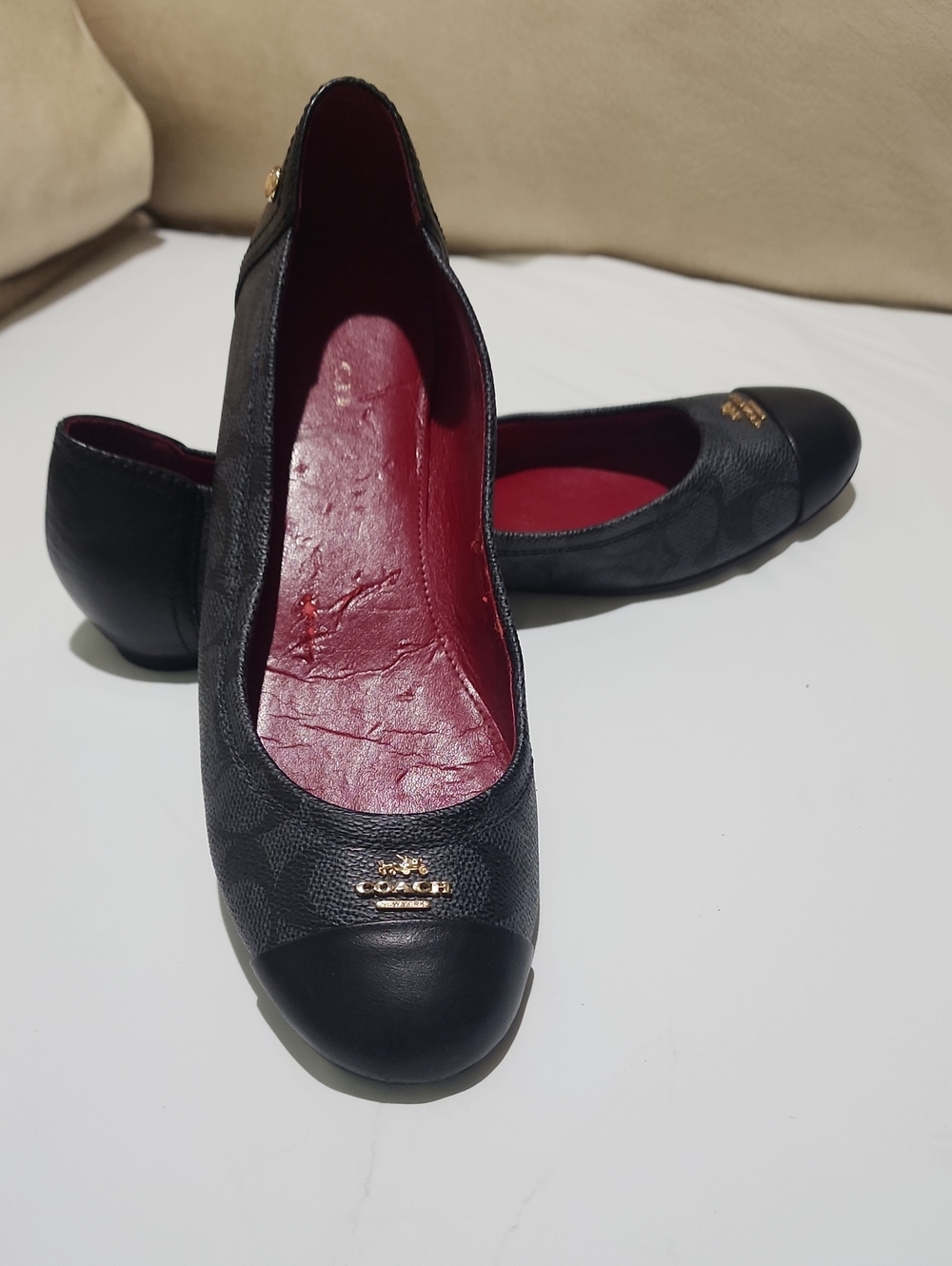 Coach Chelsea Signature Ballet Flats.
